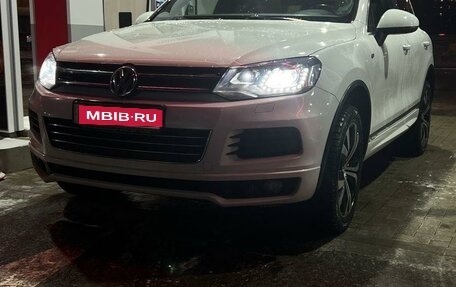 Volkswagen Touareg III, 2013 год, 2 430 000 рублей, 1 фотография