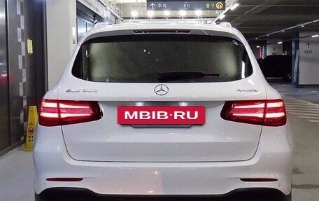 Mercedes-Benz GLC, 2021 год, 3 930 000 рублей, 4 фотография