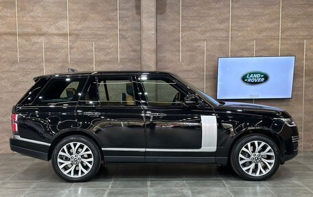 Land Rover Range Rover IV рестайлинг, 2019 год, 8 900 000 рублей, 4 фотография