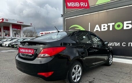 Hyundai Solaris II рестайлинг, 2015 год, 959 000 рублей, 5 фотография