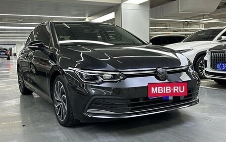 Volkswagen Golf VIII, 2021 год, 1 890 000 рублей, 1 фотография