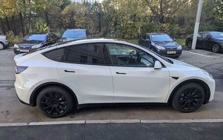 Tesla Model Y I, 2021 год, 4 600 000 рублей, 5 фотография