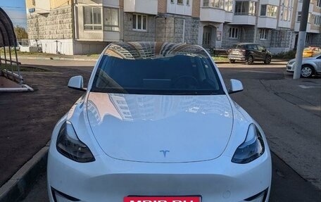 Tesla Model Y I, 2021 год, 4 600 000 рублей, 4 фотография