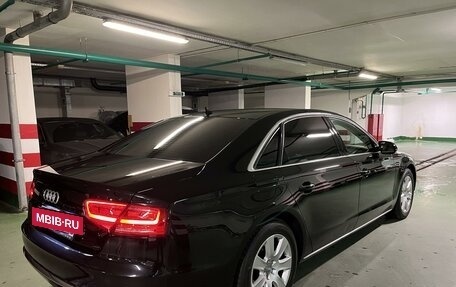 Audi A8, 2012 год, 1 820 000 рублей, 6 фотография