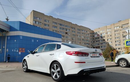 KIA Optima IV, 2019 год, 2 400 000 рублей, 3 фотография