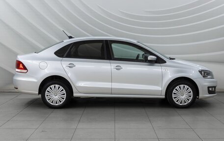 Volkswagen Polo VI (EU Market), 2017 год, 1 348 000 рублей, 8 фотография