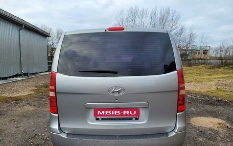 Hyundai Grand Starex Grand Starex I рестайлинг 2, 2011 год, 1 150 000 рублей, 4 фотография