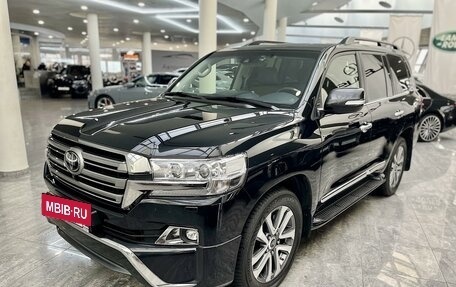 Toyota Land Cruiser 200, 2016 год, 7 900 000 рублей, 3 фотография