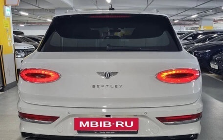 Bentley Bentayga I, 2021 год, 23 000 000 рублей, 5 фотография