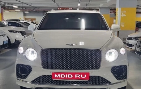 Bentley Bentayga I, 2021 год, 23 000 000 рублей, 2 фотография