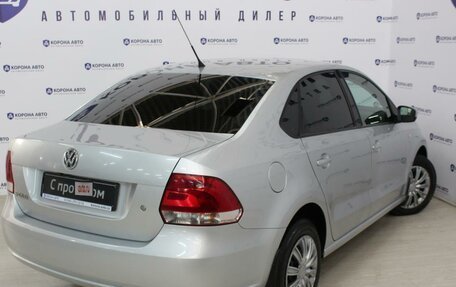 Volkswagen Polo VI (EU Market), 2011 год, 800 000 рублей, 7 фотография