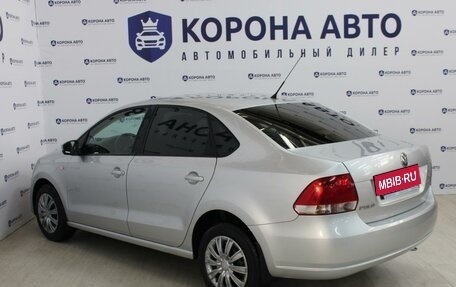 Volkswagen Polo VI (EU Market), 2011 год, 800 000 рублей, 5 фотография