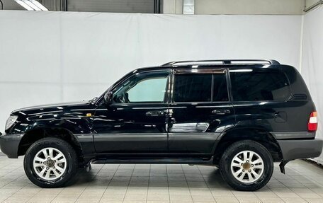 Toyota Land Cruiser 100 рестайлинг 2, 2007 год, 2 490 000 рублей, 8 фотография