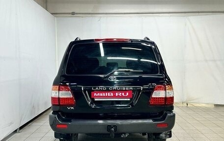 Toyota Land Cruiser 100 рестайлинг 2, 2007 год, 2 490 000 рублей, 5 фотография