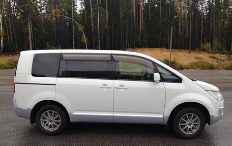 Mitsubishi Delica D:5 I, 2013 год, 2 100 000 рублей, 3 фотография