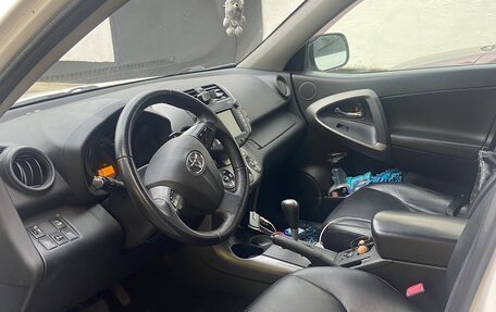 Toyota RAV4, 2011 год, 1 400 000 рублей, 5 фотография