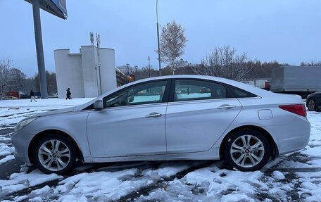 Hyundai Sonata VI, 2012 год, 1 150 000 рублей, 2 фотография