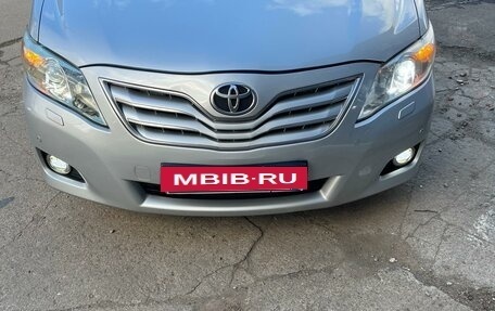 Toyota Camry, 2010 год, 1 350 000 рублей, 2 фотография