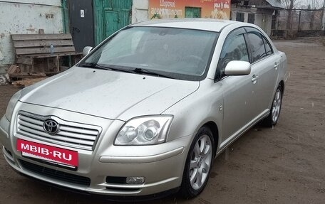 Toyota Avensis III рестайлинг, 2003 год, 770 000 рублей, 3 фотография