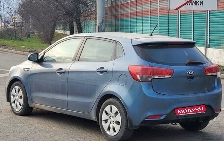 KIA Rio III рестайлинг, 2016 год, 900 000 рублей, 2 фотография