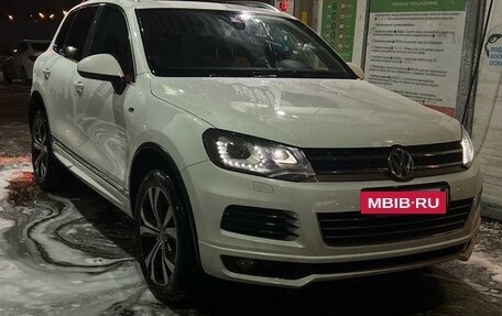 Volkswagen Touareg III, 2013 год, 2 430 000 рублей, 3 фотография