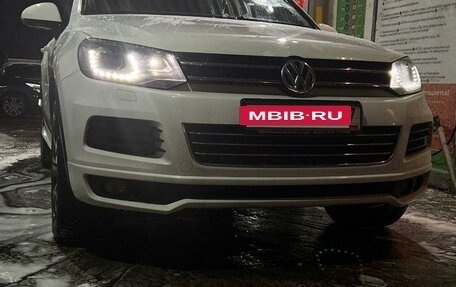 Volkswagen Touareg III, 2013 год, 2 430 000 рублей, 4 фотография