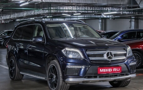 Mercedes-Benz GL-Класс, 2015 год, 3 549 000 рублей, 3 фотография