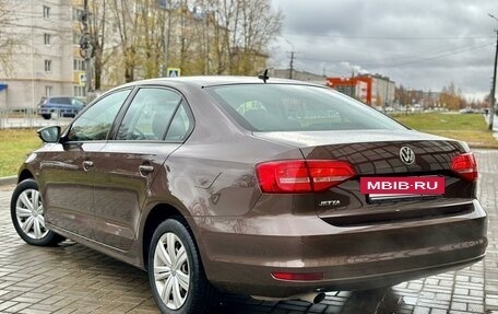 Volkswagen Jetta VI, 2015 год, 1 450 000 рублей, 14 фотография