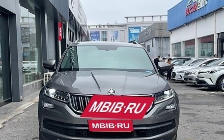 Skoda Kodiaq I, 2021 год, 2 160 000 рублей, 2 фотография