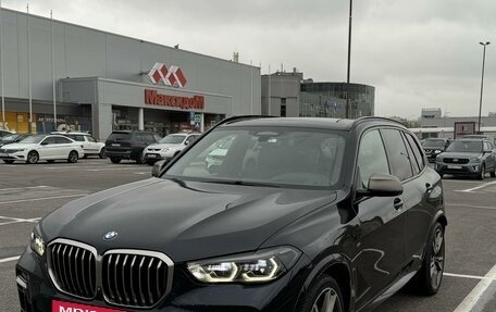 BMW X5, 2019 год, 6 390 000 рублей, 2 фотография