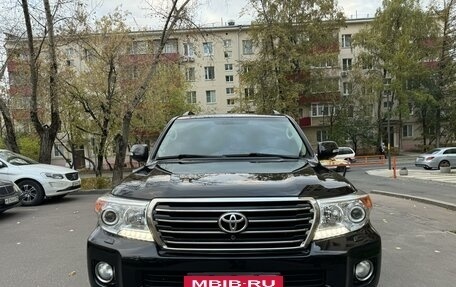 Toyota Land Cruiser 200, 2012 год, 4 975 000 рублей, 2 фотография