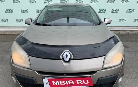 Renault Megane III, 2011 год, 690 000 рублей, 2 фотография