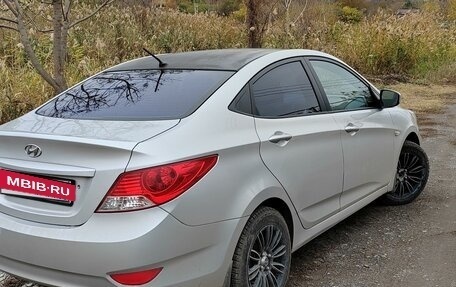 Hyundai Solaris II рестайлинг, 2014 год, 1 150 000 рублей, 3 фотография