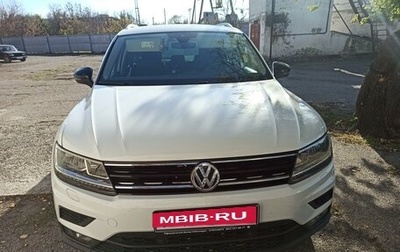 Volkswagen Tiguan II, 2019 год, 3 200 000 рублей, 1 фотография