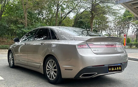 Lincoln MKZ II рестайлинг, 2020 год, 2 470 000 рублей, 6 фотография