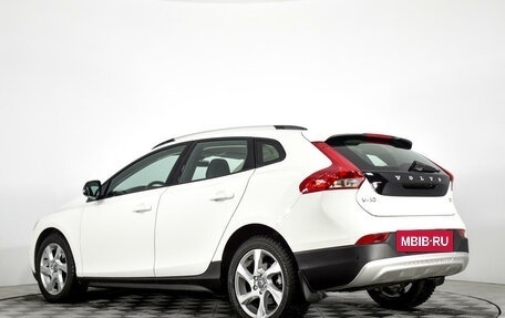 Volvo V40 II рестайлинг, 2015 год, 2 100 000 рублей, 6 фотография