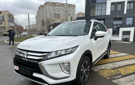 Mitsubishi Eclipse Cross, 2022 год, 2 570 000 рублей, 3 фотография