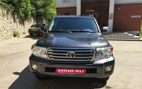 Toyota Land Cruiser 200, 2015 год, 5 200 000 рублей, 2 фотография