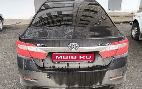 Toyota Camry, 2013 год, 1 900 000 рублей, 2 фотография