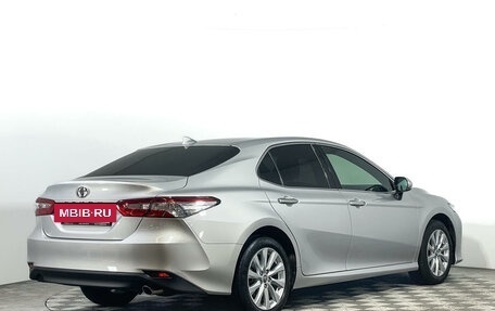 Toyota Camry, 2019 год, 3 300 000 рублей, 5 фотография