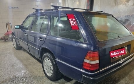 Mercedes-Benz W124, 1992 год, 190 000 рублей, 3 фотография