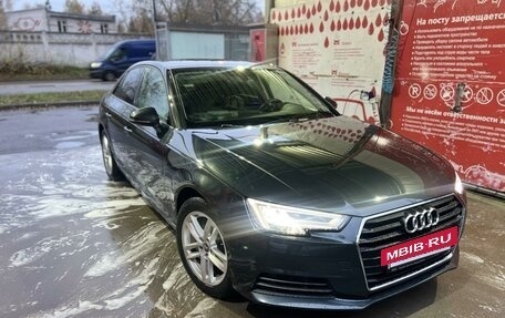 Audi A4, 2018 год, 2 350 000 рублей, 4 фотография