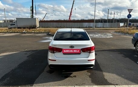 KIA Rio III рестайлинг, 2016 год, 890 000 рублей, 4 фотография