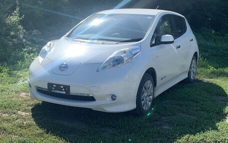 Nissan Leaf I, 2014 год, 895 000 рублей, 2 фотография