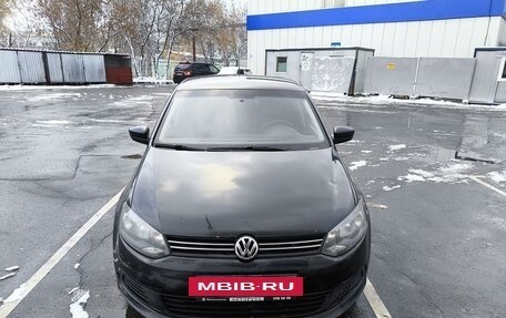 Volkswagen Polo VI (EU Market), 2012 год, 715 000 рублей, 2 фотография