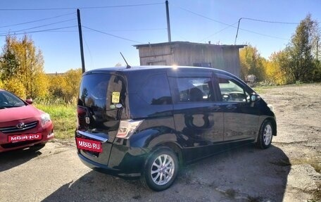 Honda Freed I, 2012 год, 1 050 000 рублей, 3 фотография