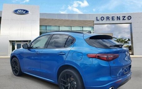 Alfa Romeo Stelvio, 2021 год, 3 650 000 рублей, 5 фотография