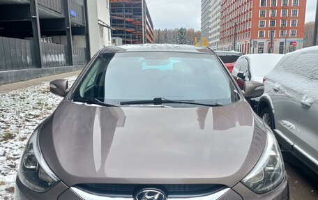 Hyundai ix35 I рестайлинг, 2014 год, 1 570 000 рублей, 2 фотография