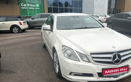 Mercedes-Benz E-Класс, 2010 год, 1 250 000 рублей, 2 фотография