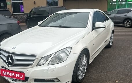 Mercedes-Benz E-Класс, 2010 год, 1 250 000 рублей, 3 фотография